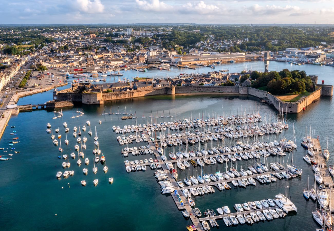 Appartement à Concarneau - -ESCALE- CONCARNEAU GRANDE TERRASSE ET PARKING