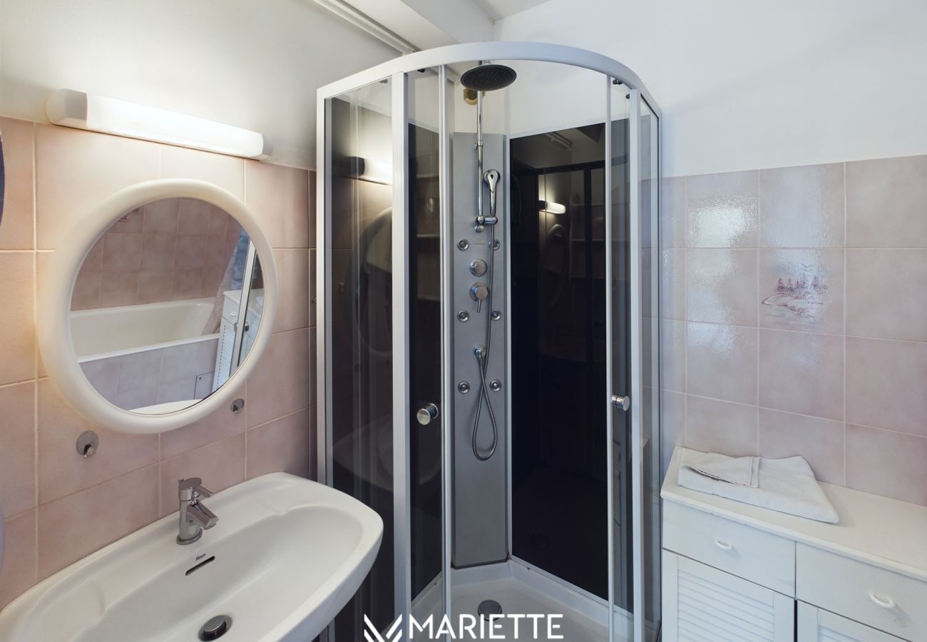 Appartement à Concarneau - -ESCALE- CONCARNEAU GRANDE TERRASSE ET PARKING