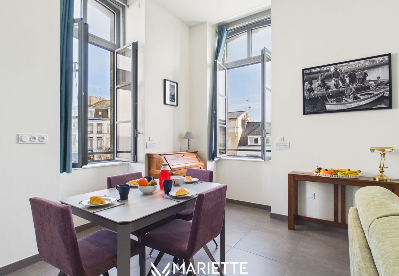 Appartement à Concarneau - -LE BOUDOIR- ÉLÉGANT T2 CONCARNEAU HYPERCENTRE