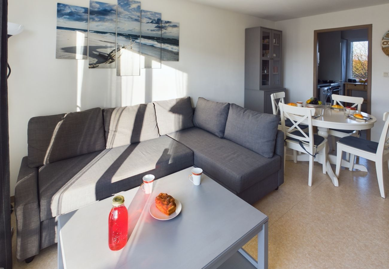 Appartement à Concarneau - -LITTO- CONCARNEAU AVEC TERRASSE PROCHE COMMERCES