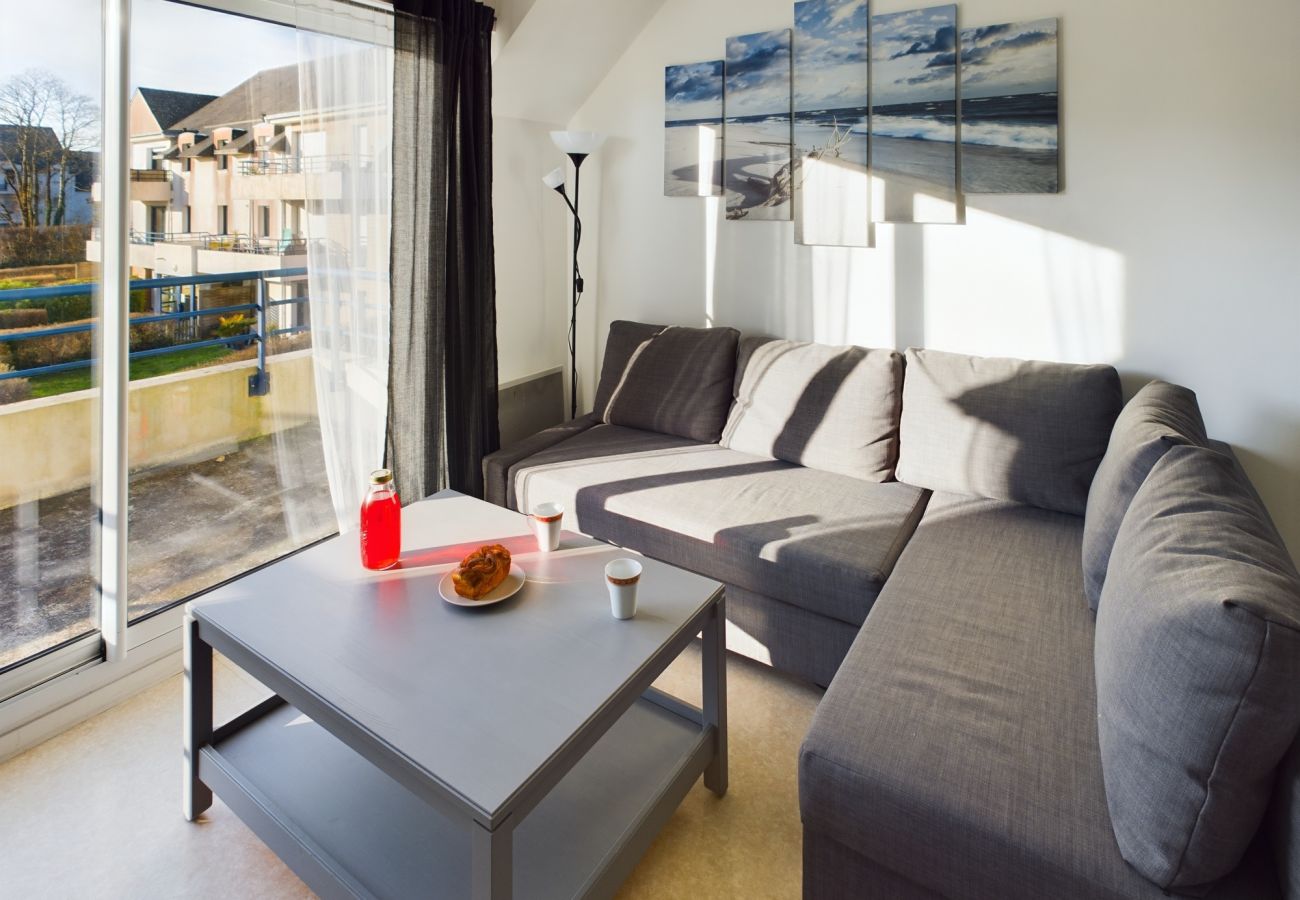 Appartement à Concarneau - -LITTO- CONCARNEAU AVEC TERRASSE PROCHE COMMERCES