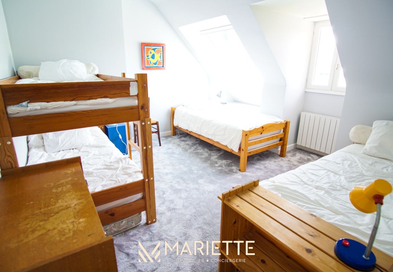 Maison à Concarneau - -BALUM-MAISON FAMILIALE JARDIN Á  150M DES PLAGES