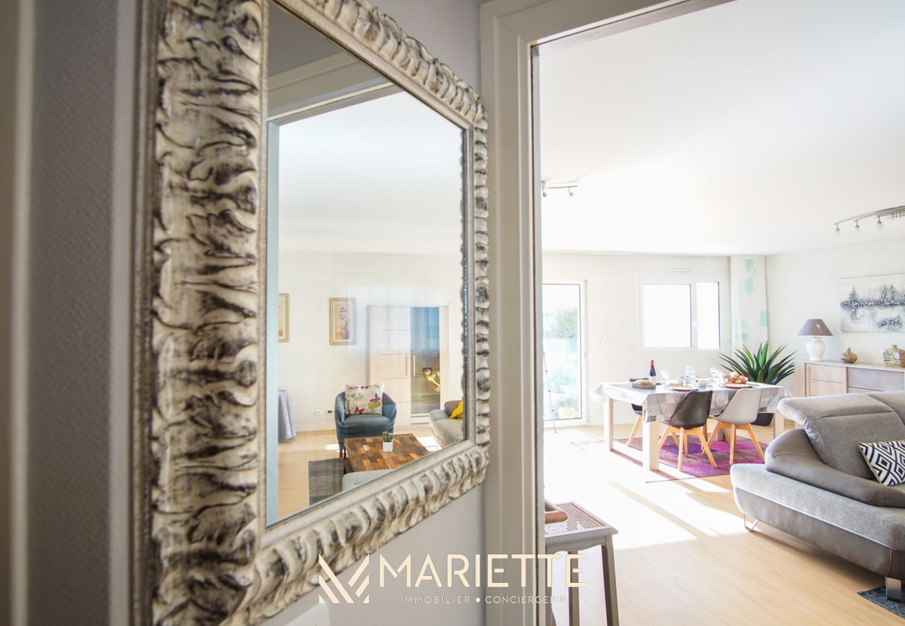 Appartement à Concarneau - -DALIA- APPARTEMENT CENTRE-VILLE-TERRASSE-PARKING