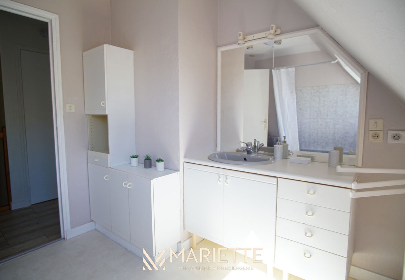 Maison à Concarneau - -CALI-JOLIE MAISON A 600 M DES PLAGES ET DU CENTRE