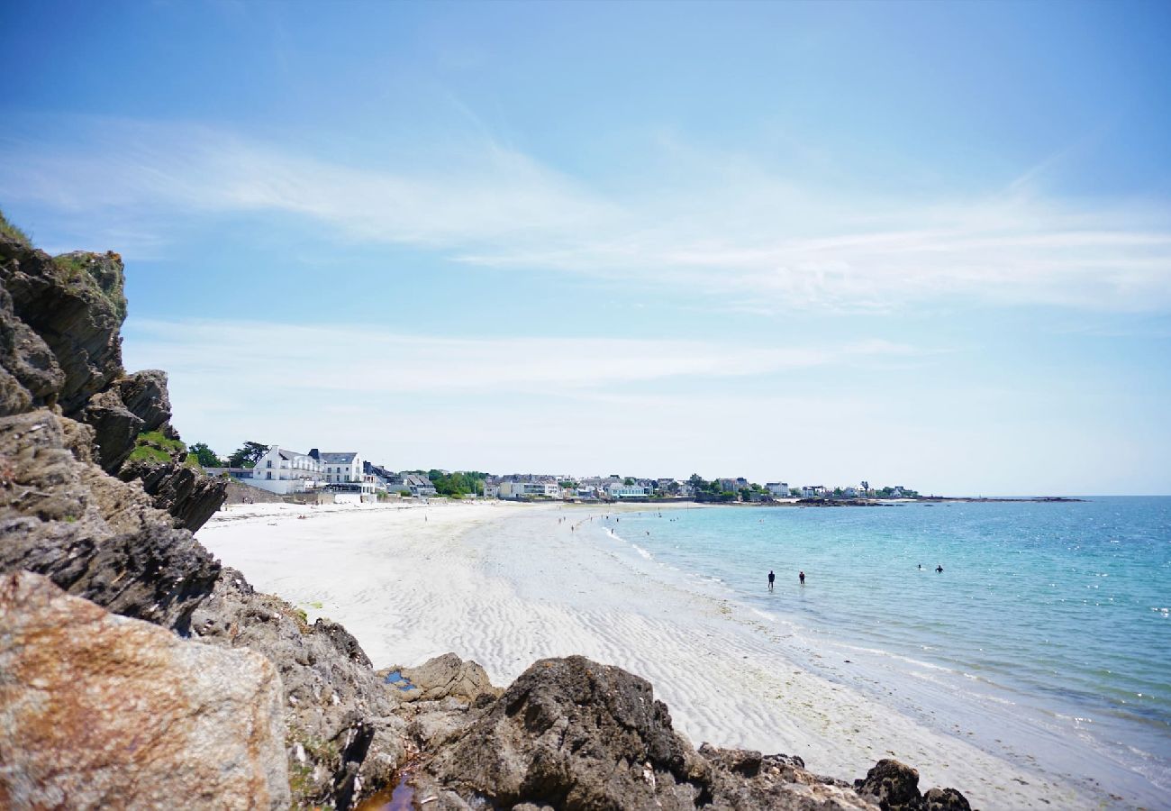 Appartement à Concarneau - -TE MOANA-BEAU T2 BIS SURPLOMBANT LA MER + PARKING