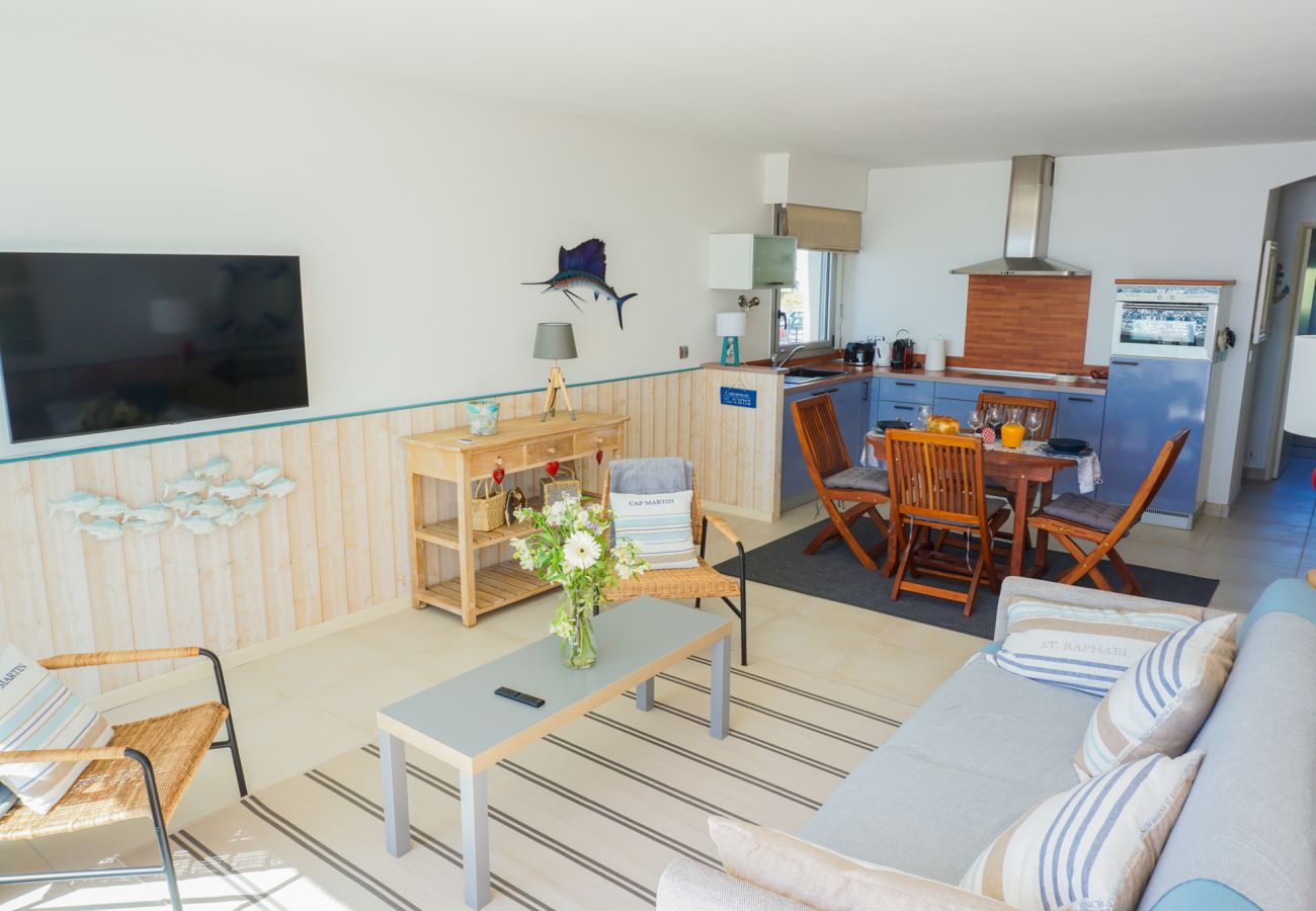 Appartement à Concarneau - -TE MOANA-BEAU T2 BIS SURPLOMBANT LA MER + PARKING