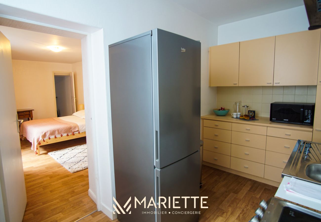 Appartement à Concarneau - -BOSCO- ÉLÉGANT T3 AVEC BALCON ET VUE SUR LE PORT