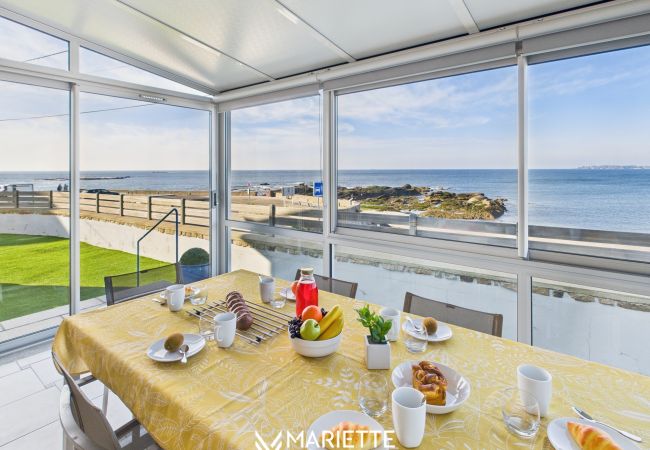 Maison à Concarneau - -AVEL DRO- Belle maison familiale vue mer corniche