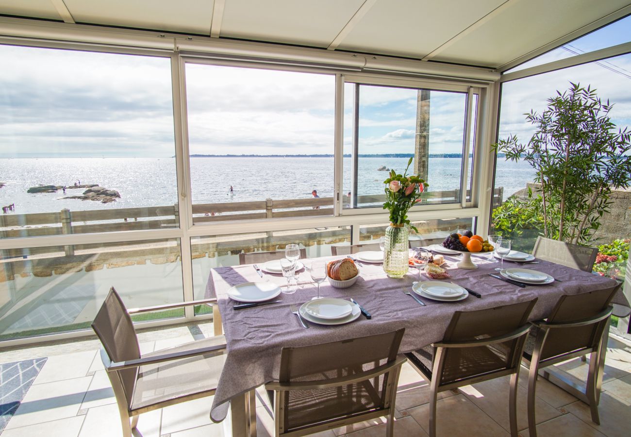 Maison à Concarneau - -AVEL DRO- Belle maison familiale vue mer corniche