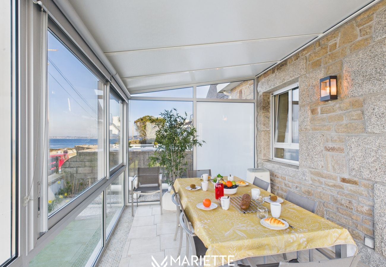 Maison à Concarneau - -AVEL DRO- Belle maison familiale vue mer corniche