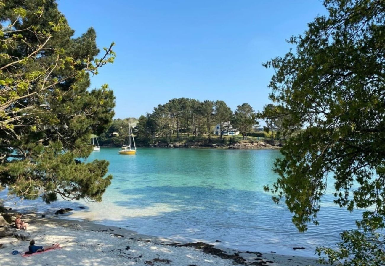 Maison à Concarneau - -AVEL DRO- Belle maison familiale vue mer corniche