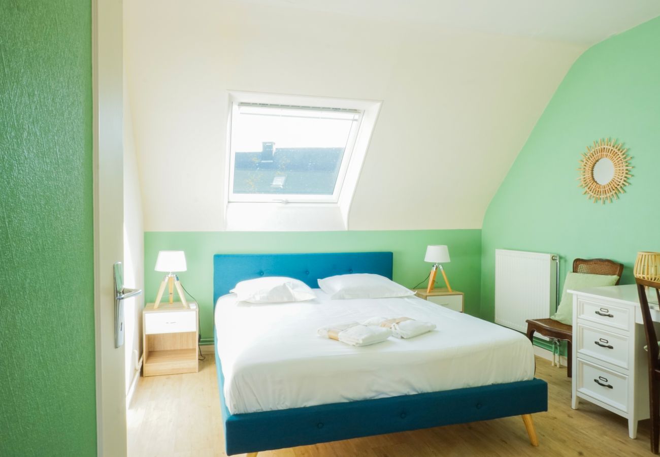 Appartement à Concarneau - -SIENA- Charmant T2,balcon &parking au cent