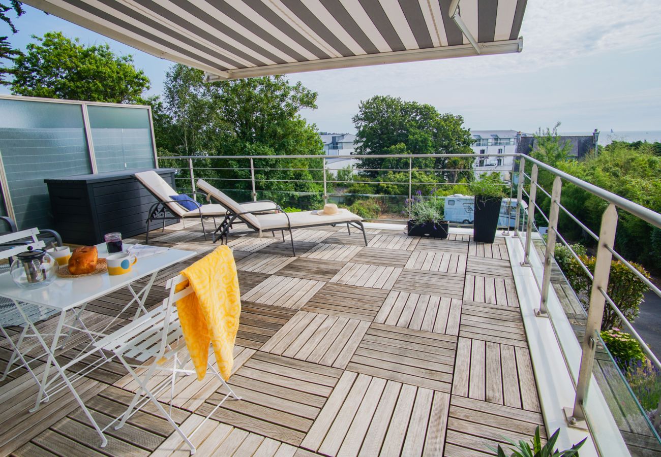 Appartement à Concarneau - -La Terrasse- T2 avec Terrasse vue mer