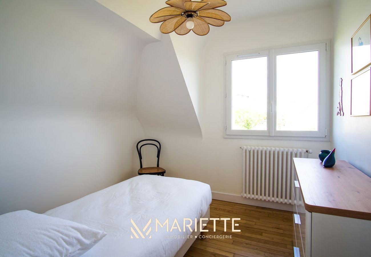 Maison à Concarneau - -ERNEST-Maison avec jardin à 200m des plages