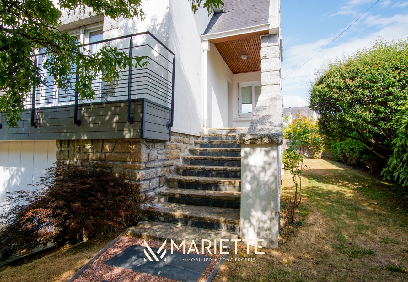 Maison à Concarneau - -ERNEST-Maison avec jardin à 200m des plages