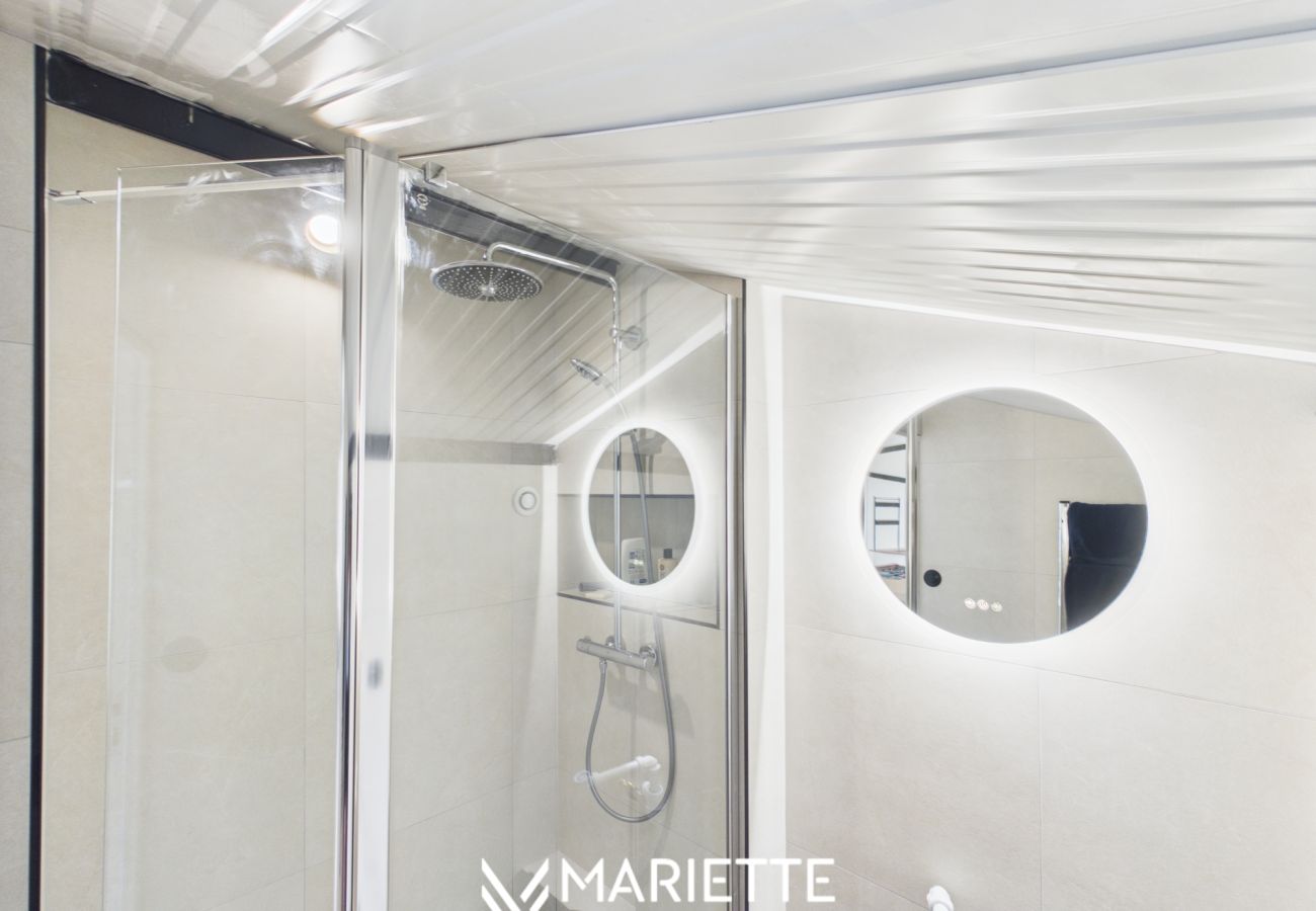 Appartement à Concarneau - -LE LOFT- TERRASSE PARKING PRIVÉ CONCARNEAU CENTRE