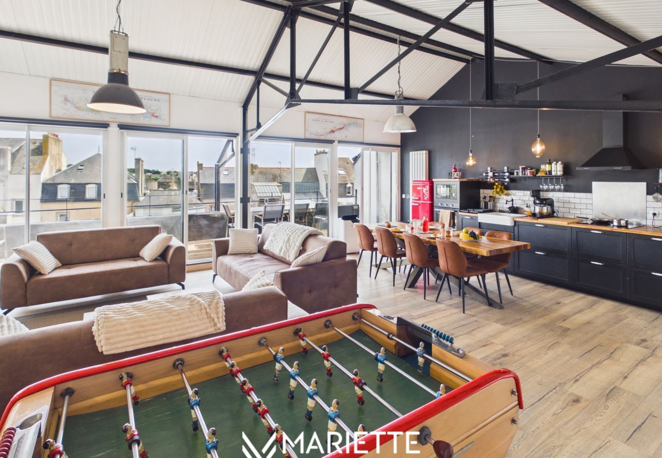 Appartement à Concarneau - -LE LOFT- TERRASSE PARKING PRIVÉ CONCARNEAU CENTRE