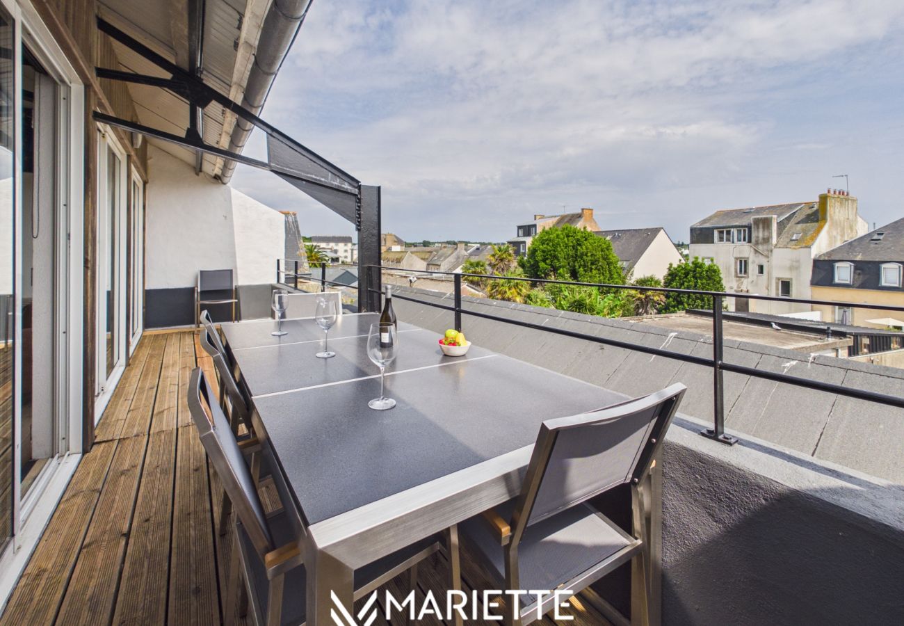 Appartement à Concarneau - -LE LOFT- TERRASSE PARKING PRIVÉ CONCARNEAU CENTRE