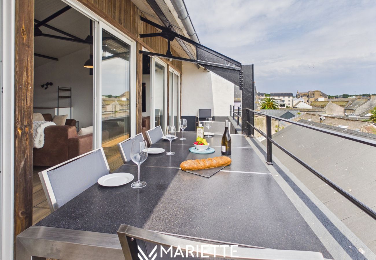 Appartement à Concarneau - -LE LOFT- TERRASSE PARKING PRIVÉ CONCARNEAU CENTRE