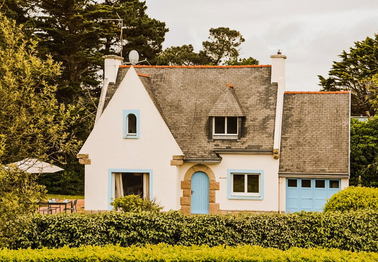 Maison à Concarneau - -LES LUTINS- CHARMANTE MAISON LES PIEDS DANS L'EAU