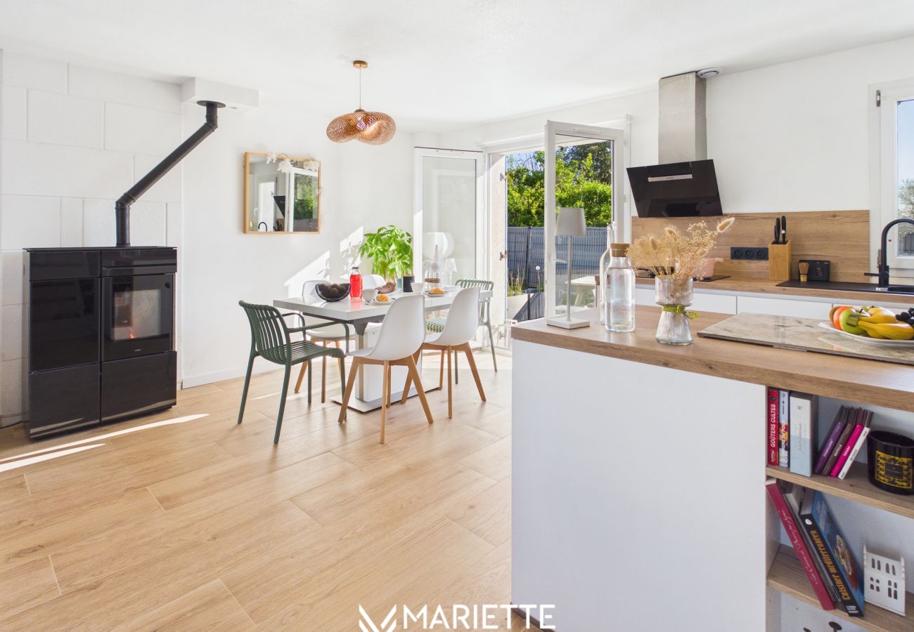 Maison mitoyenne à Trégunc - -COTTAGE- Maison chaleureuse en bord de mer