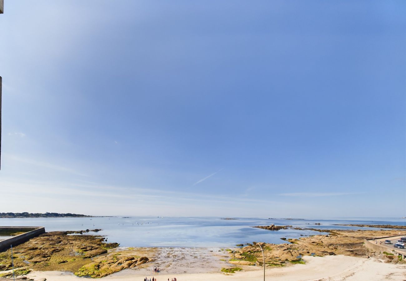 Appartement à Concarneau - -PAOLO- BEAU T2, VUE MER ET PARKING