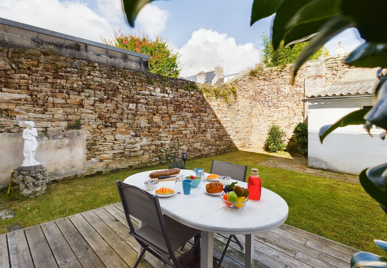 Studio à Concarneau - -GARDEN - Une Oasis au Cœur de Concarneau