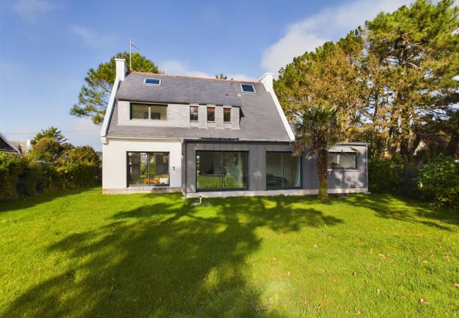  à Concarneau - -OZARIO- Magnifique maison au Cabellou