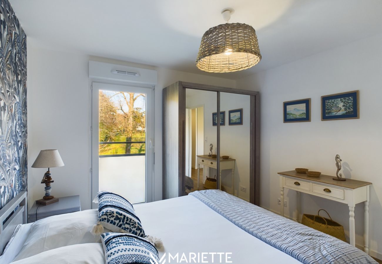 Appartement à Concarneau - -BIRDY- chaleureux T2, rénové avec parking