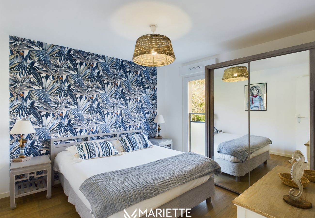 Appartement à Concarneau - -BIRDY- chaleureux T2, rénové avec parking