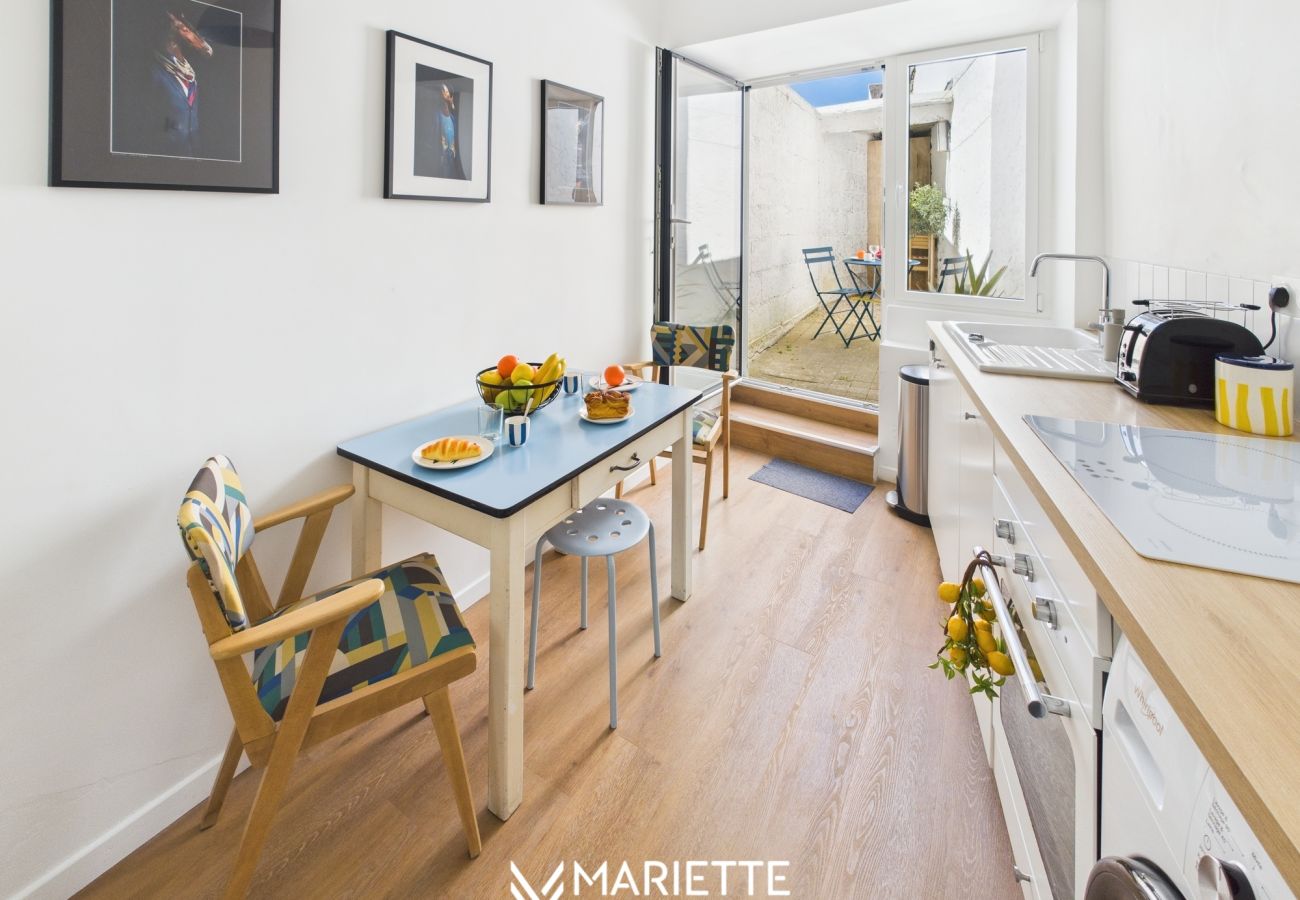 Maison à Concarneau - -COTTEN- Grand duplex vue mer au cœur de Concarnea