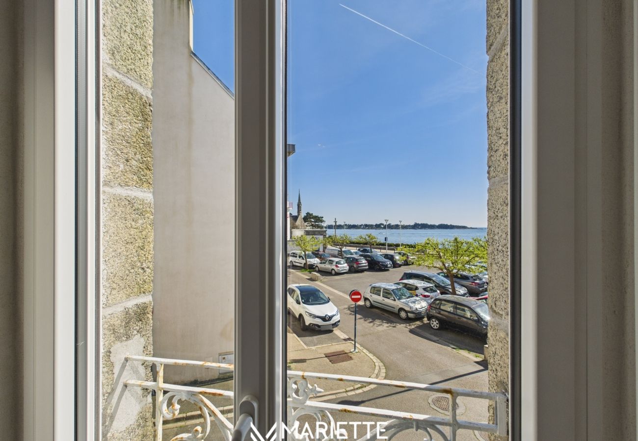 Maison à Concarneau - -COTTEN- Grand duplex vue mer au cœur de Concarnea