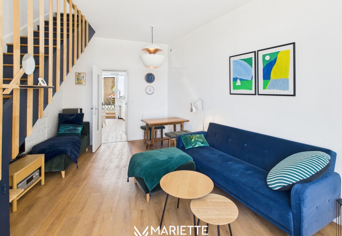 Maison à Concarneau - -COTTEN- Grand duplex vue mer au cœur de Concarnea