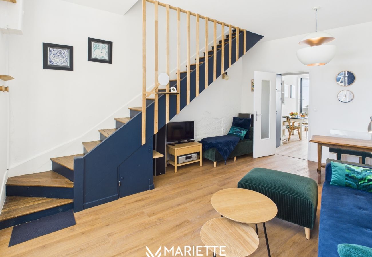Maison à Concarneau - -COTTEN- Grand duplex vue mer au cœur de Concarnea