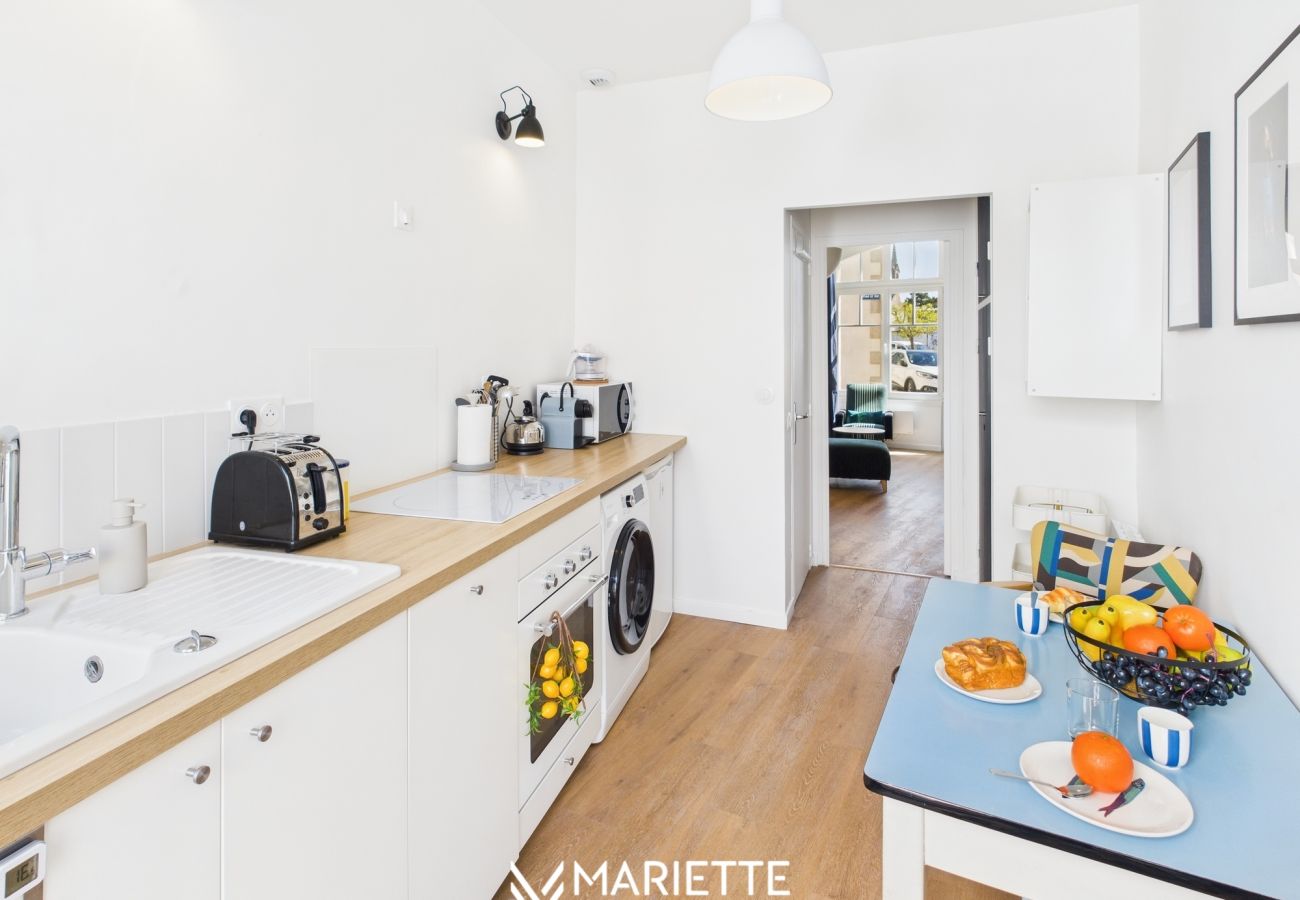 Maison à Concarneau - -COTTEN- Grand duplex vue mer au cœur de Concarnea