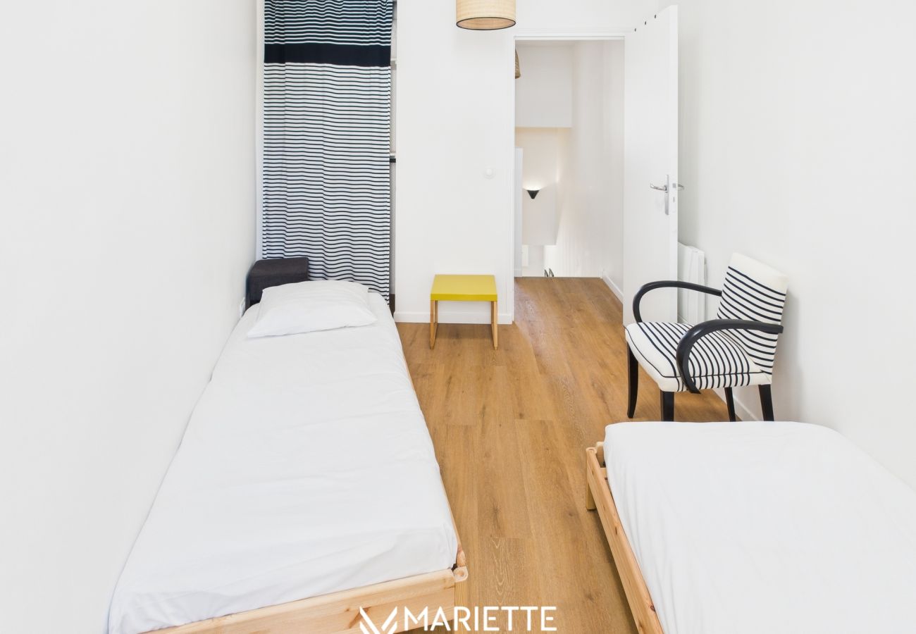 Maison à Concarneau - -COTTEN- Grand duplex vue mer au cœur de Concarnea