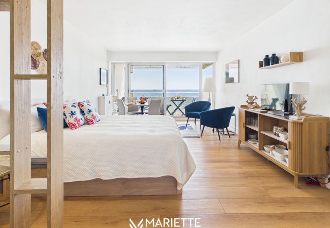 Studio à Concarneau - -Océan – Studio rénové avec parking et vue mer