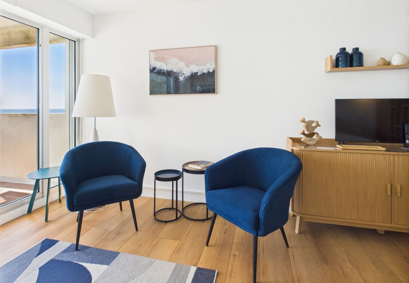 Studio à Concarneau - -Océan – Studio rénové avec parking et vue mer