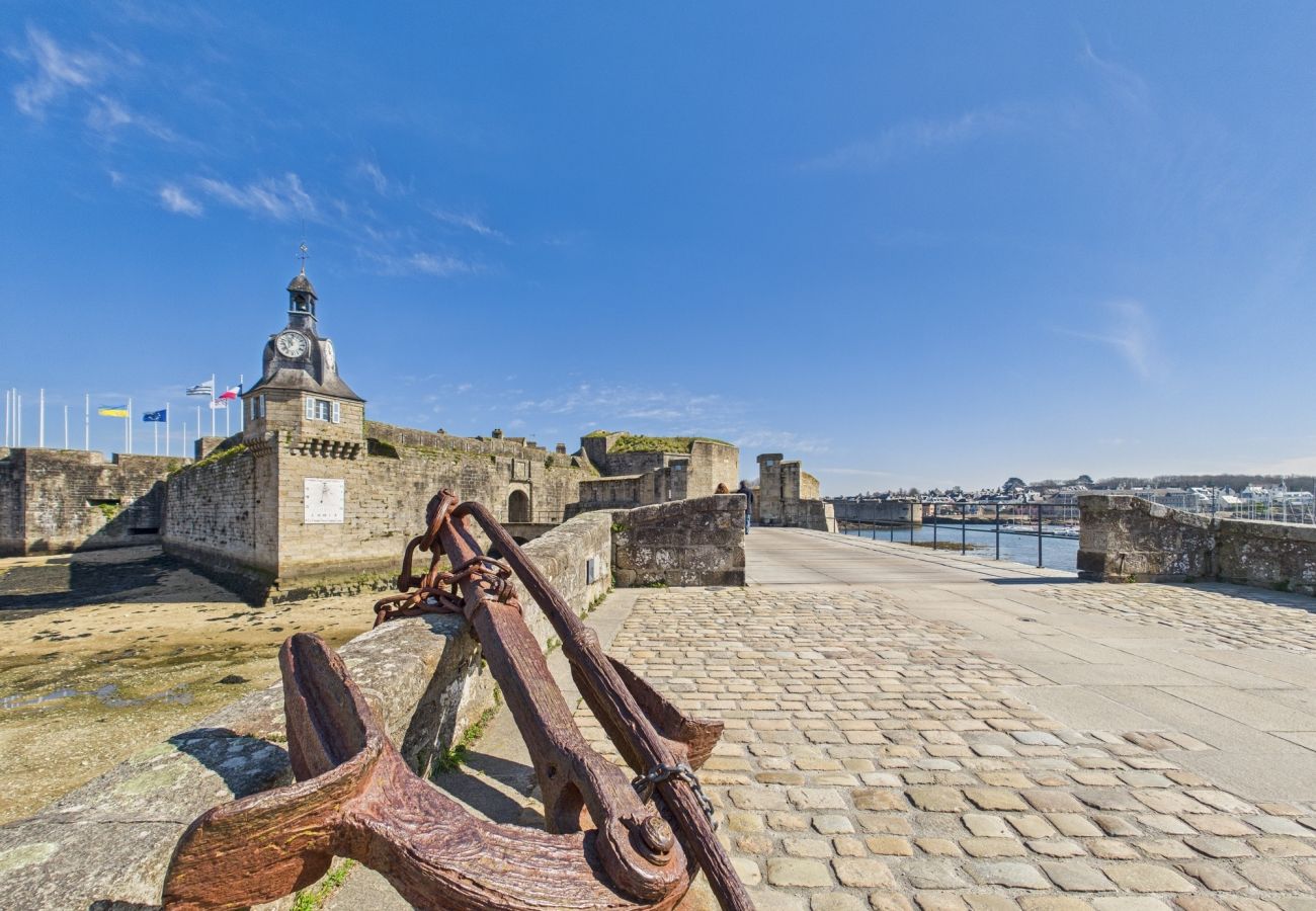 Studio à Concarneau - -Océan – Studio rénové avec parking et vue mer
