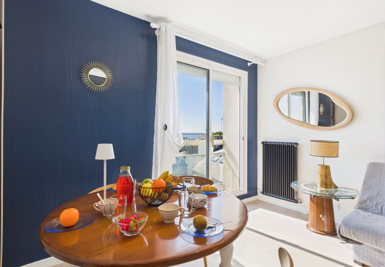 Appartement à Concarneau - -SWIM- T3 près des plages avec parking