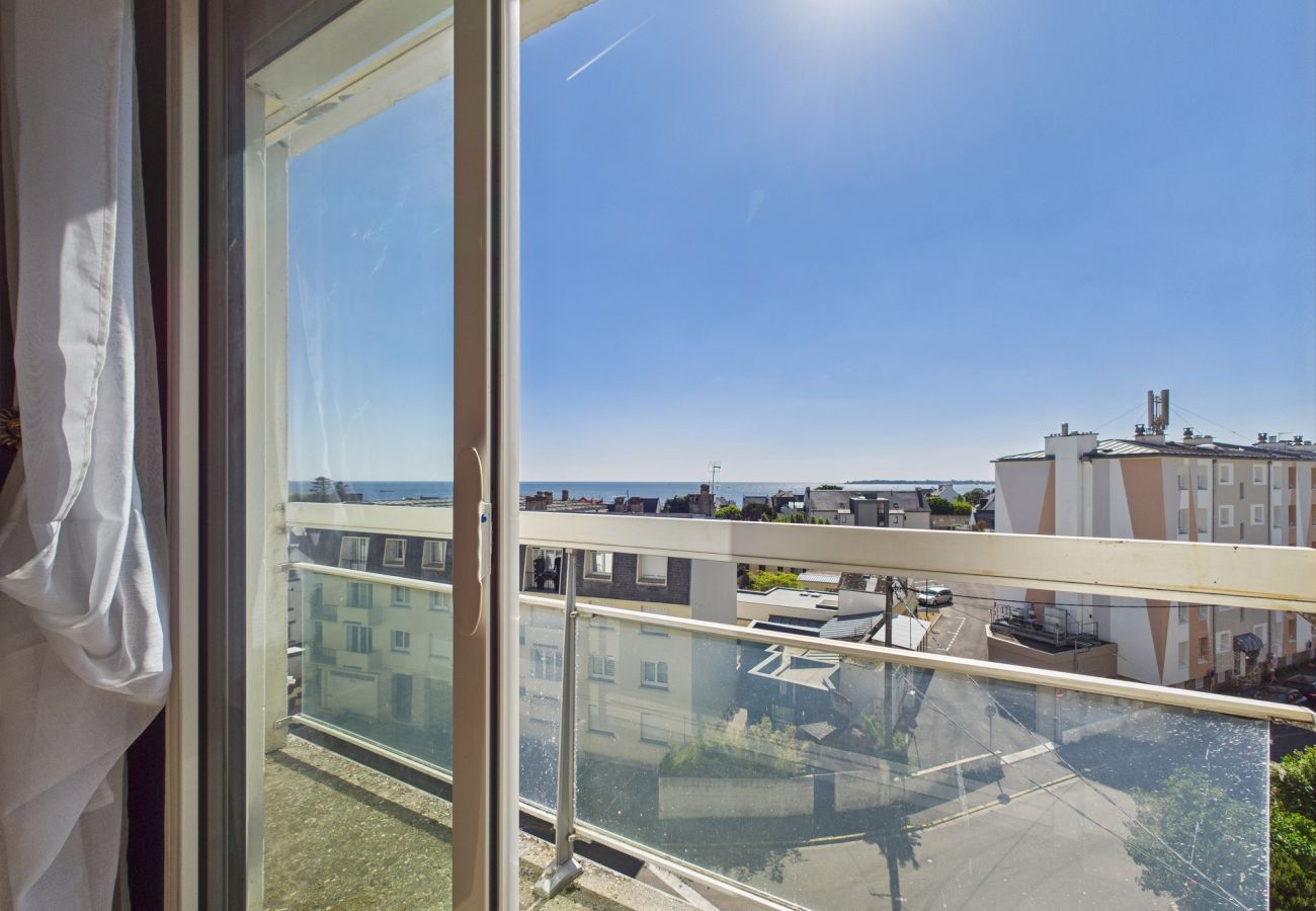 Appartement à Concarneau - -SWIM- T3 près des plages avec parking