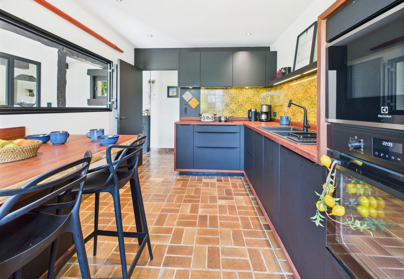 Maison à Névez - -TY TAD - Magnifique Chaumière entièrement rénovée