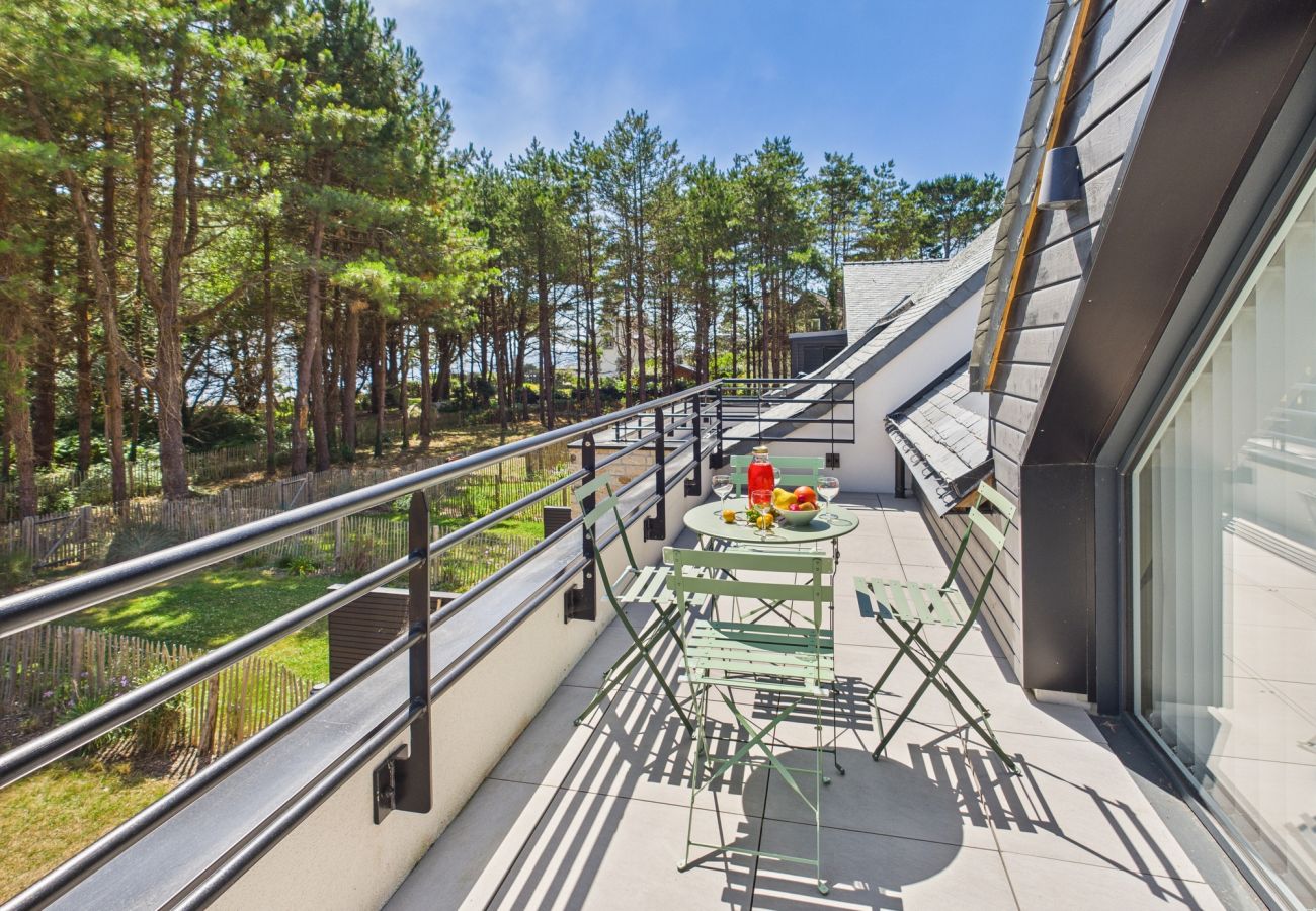Appartement à Concarneau - -KEY WEST- Beau T3 avec accès à la plage