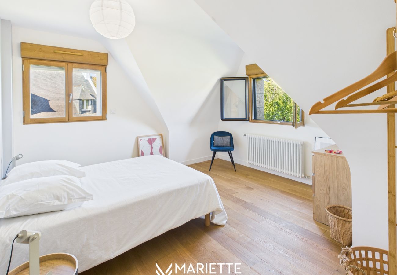 Maison à Concarneau - -SALTY- Spacieuse N&eacute;o Bretonne au Cabellou