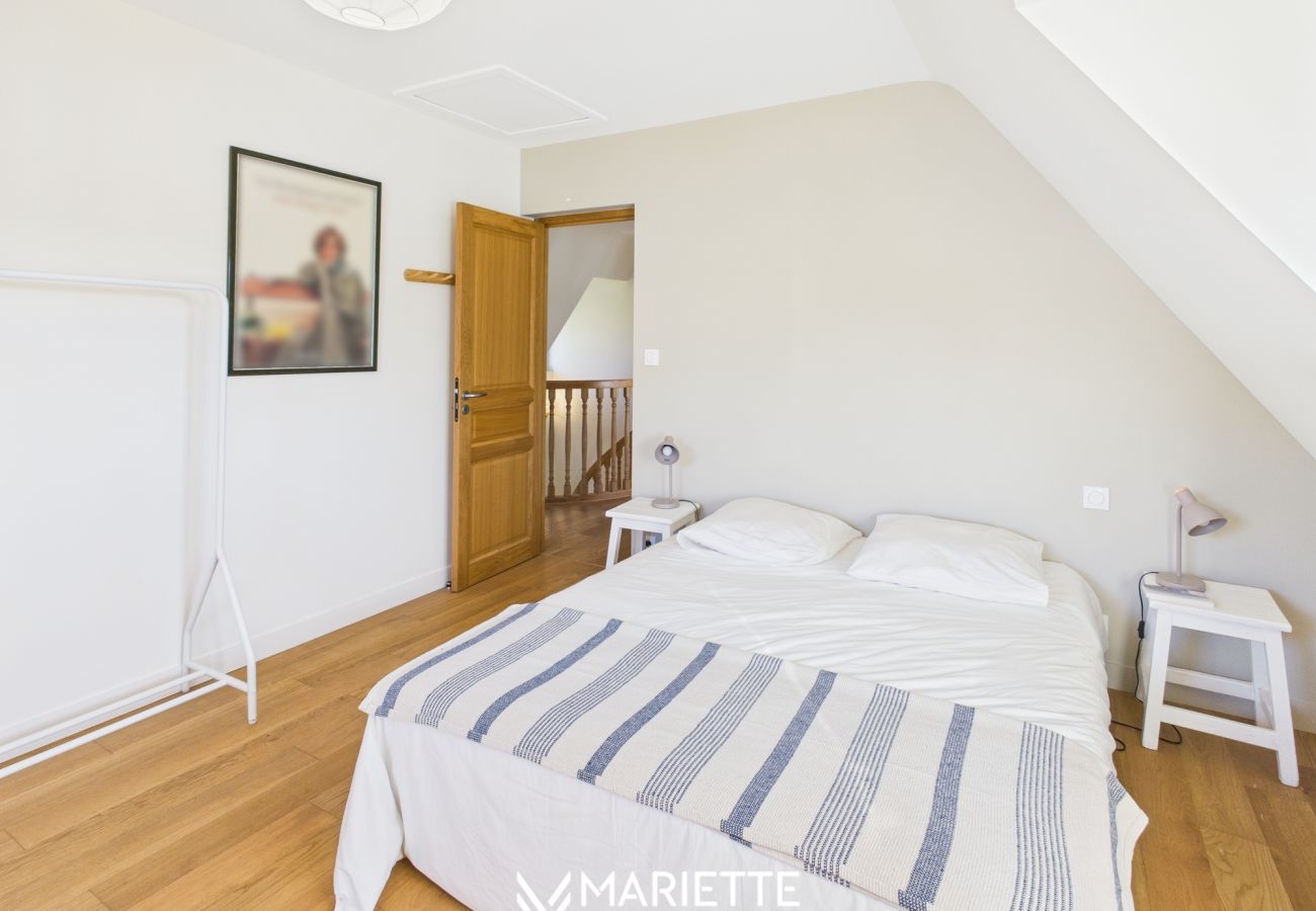 Maison à Concarneau - -SALTY- Spacieuse N&eacute;o Bretonne au Cabellou