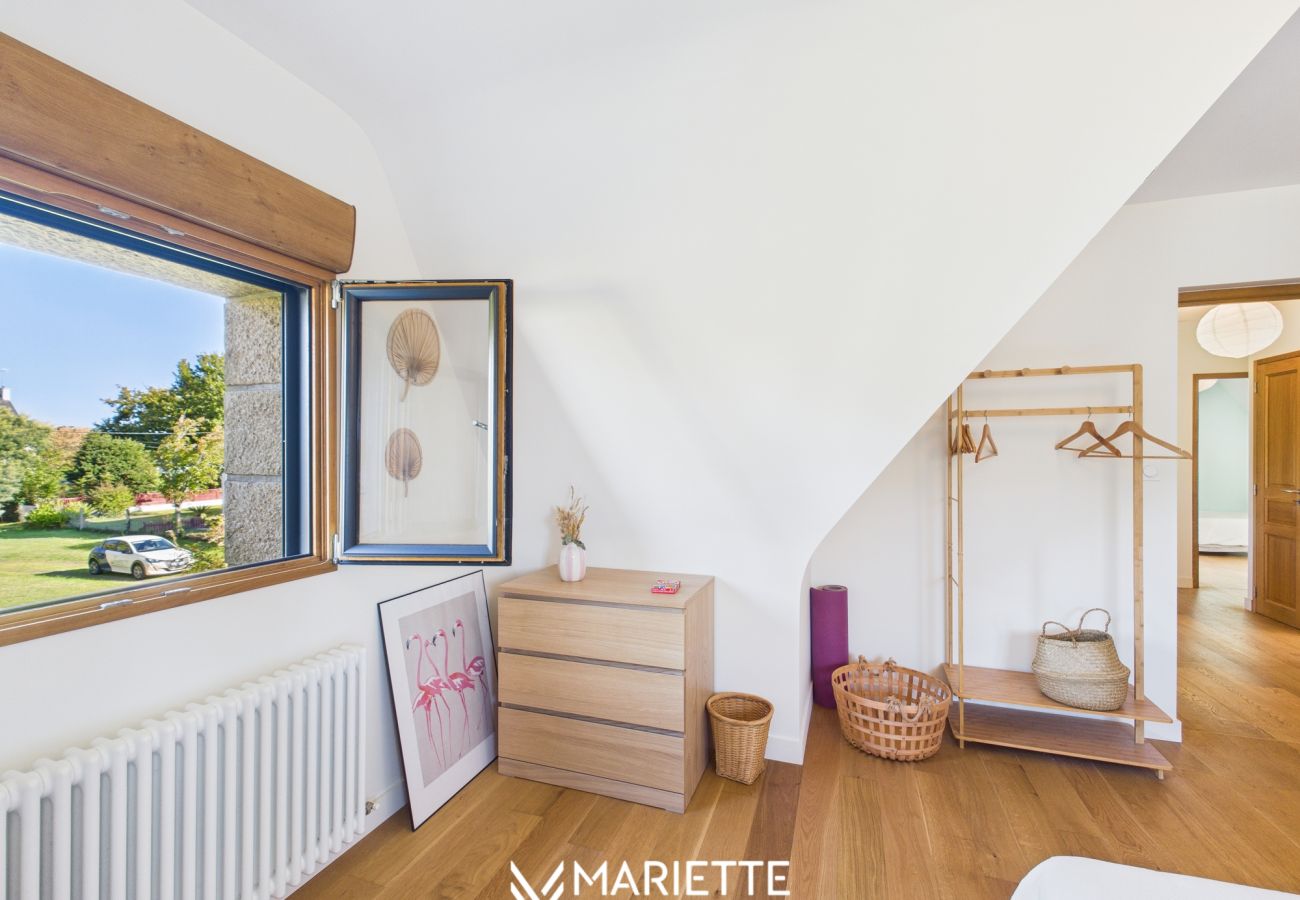 Maison à Concarneau - -SALTY- Spacieuse N&eacute;o Bretonne au Cabellou