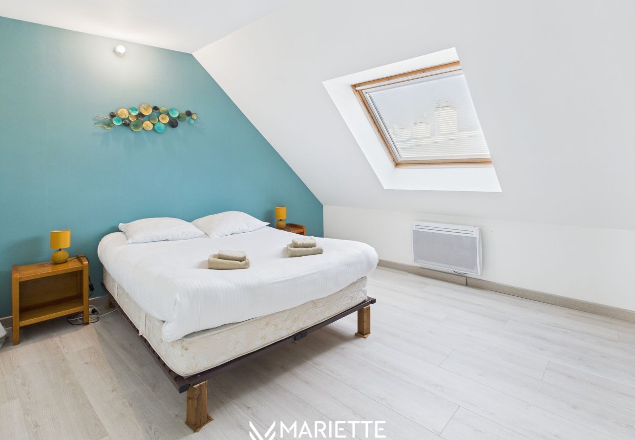 Appartement à Concarneau - -PEARL- Duplex avec balcon en bord de mer