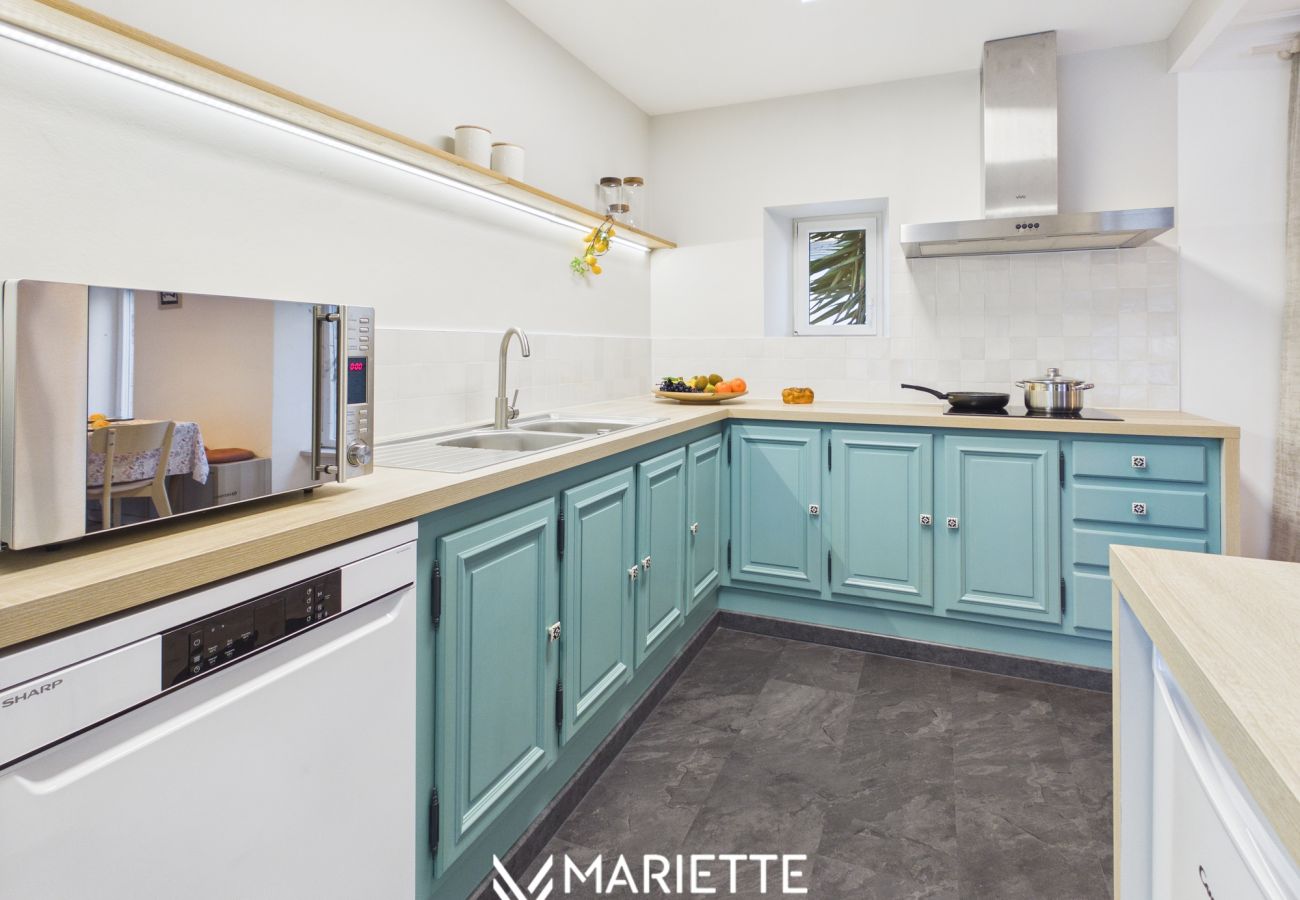 Appartement à Concarneau - -TELMA-T2 en hypercentre • 500 m plage