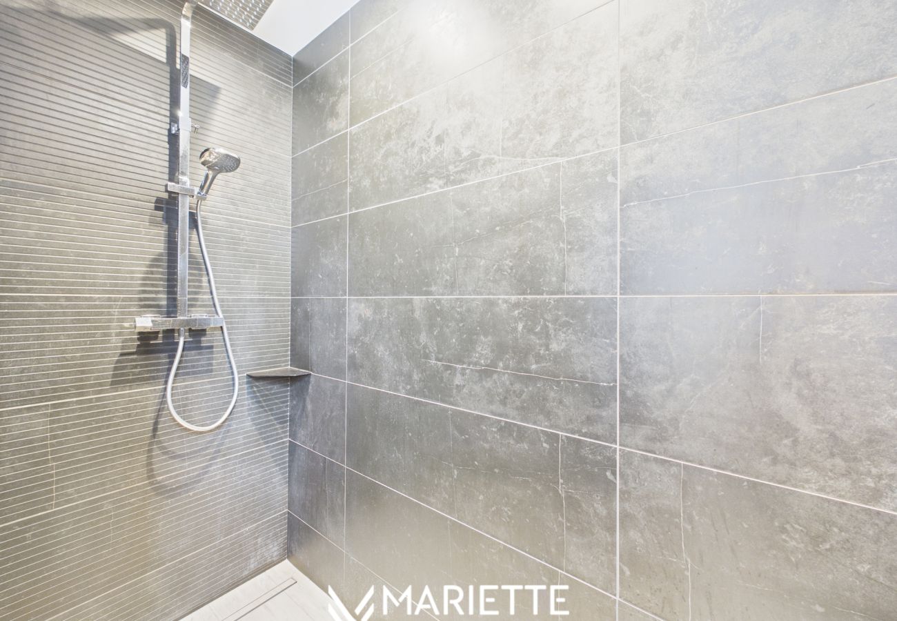 Maison à Névez - -EDGE- Maison moderne avec jardin, proche plage.