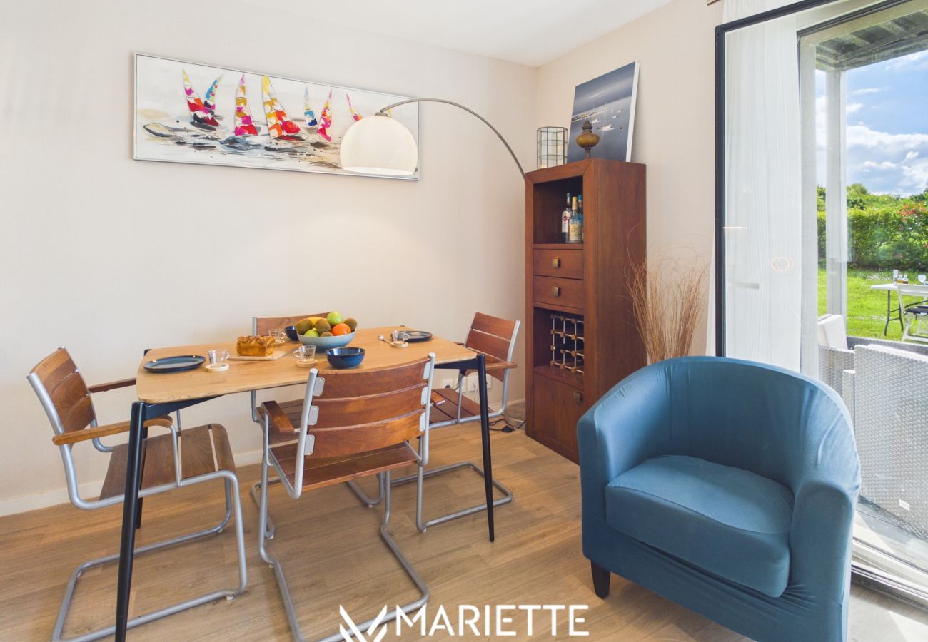 Appartement à Concarneau - -Iruvai- T3 avec place de parking et jardin, proch